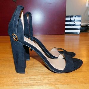 WORN ONCE! CUTE HEELS!